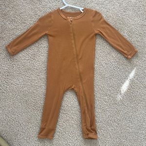 Kyte Baby Bamboo Zip romper 12-18mos
